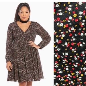 Torrid Plus Floral V-Neck Long Sleeve Dress in Black